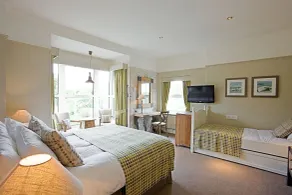 Anglesey Arms Hotel - Chambre