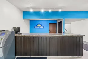 Days Inn by Wyndham Fond du Lac - Hall