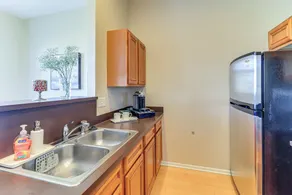 25 Mi to Detroit: Townhome w/ Smart TV! - Interiør