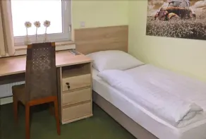 Motel Monteur - Camera