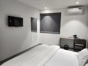 Hotel Shreedarshan - Rum