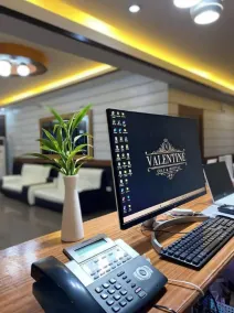 Valentine Hotel Angeles City managed by Cocotel - Rezeption