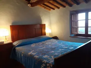Lucienne at the village - Quarto