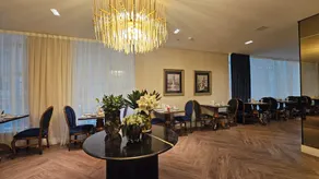 Sofistic Hotel - Restaurant
