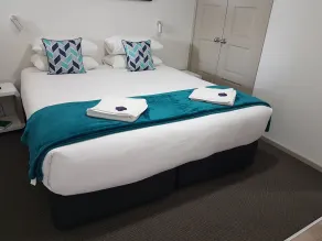 Hamilton on Beaumont - Room