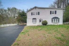 Spacious Triangle Townhome - Near Hiking & Golf! - Innvendig