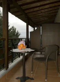 Dellas Boutique Hotel - Vue de la chambre