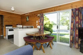 Tudor Park Motel Spacious with kitchens 1 minute walk to restaurant and shopping centre and Gisborne Hospital - Vistas desde la habitación