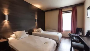 Flanders Lodge Hotel - Room