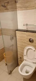 Hotel Sapphire Inn - Bathroom