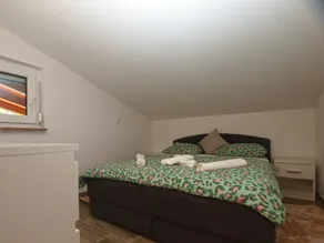 Apartment 1975 - Rom