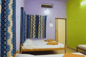 PremKunj Homestay - Zimmer