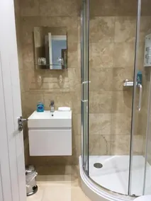 The Pityme Inn - Bad