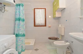 Apartment 1725 - Bad