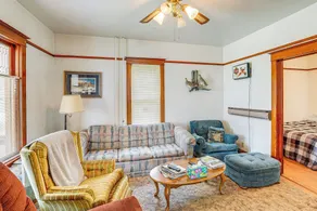 Cozy Rural Hideaway in Mcintosh County! - Interior