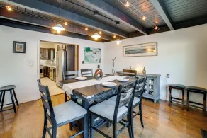 Pet Friendly! Near Casinos & Lake Michigan Beaches - Interior