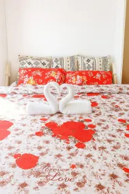 The persimmon condo - Room