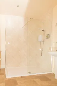 Whitton Lodge Corporate - Baño