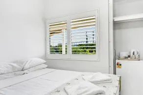Cairns Reef Apartments & Motel - Room