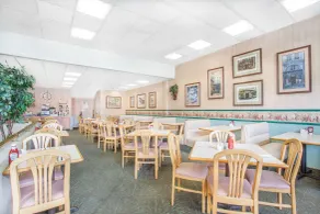 Howard Johnson by Wyndham Atlantic City - Restaurant