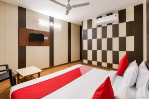 Hotel New Suryam - Zimmer