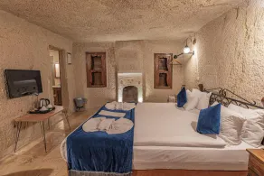 Elegance Cave Suites & Restaurant - Room