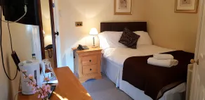 OYO Blenheim House - Room