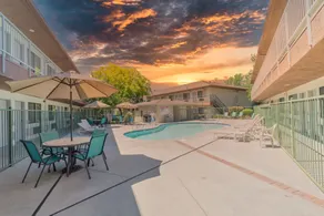 The Oakhurst Inn at Yosemite - Piscine