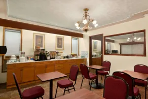 Travelodge by Wyndham Quesnel BC - Restaurant