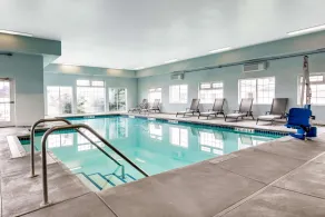 Super 8 by Wyndham Spokane Valley - Piscine