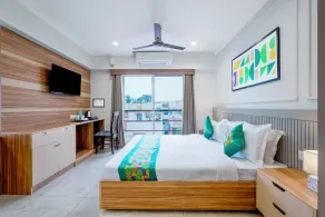 Treebo Nestlay Rooms Whitefield - Room