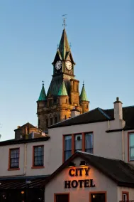 The City Hotel - Réception