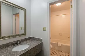 Rodeway Inn & Suites Enterprise - Salle de bain