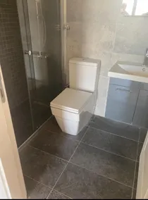 Aden Life - Bathroom