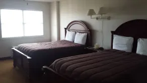 Shore Stay Suites - Zimmer