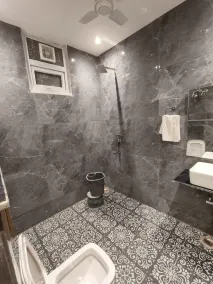 The Sunrise Vista - Bathroom