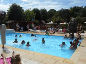 Camping Le Jardin De Sully - Pool