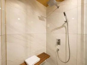 Amory Royal Hotel - Baño
