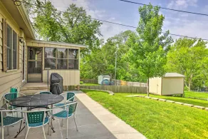 6 Mi to Old Market: Home w/ BBQ-Ready Patio! - Interiør