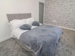 2 Brook Street - Room