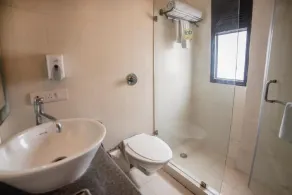 Hotel Diamond Tree Saket - Bathroom