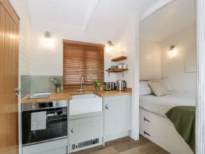 Willow - Private kitchen