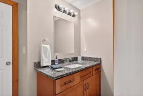 The Ellijay Resort - Bathroom