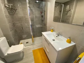Splendid New Apartment With Swimming Pool 50 Meters From the Beach of San Antoni - Badezimmer