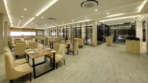 Ramada by Wyndham Bengaluru Yelahanka - Restaurant