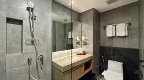 Azana Boutique Bandar Lampung - Bathroom