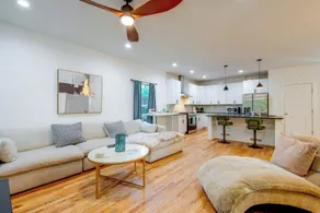 Upper Westside Home w/ Deck - 3 Mi to Dtwn! - Interiør