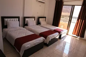Weekend Hotel - Room