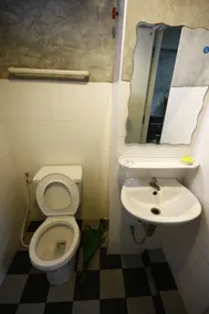 Suntisuk Place - Badezimmer