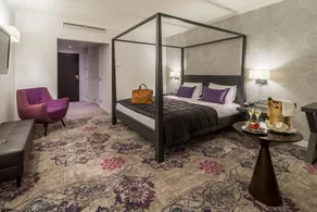Martin's Château Du Lac - Room